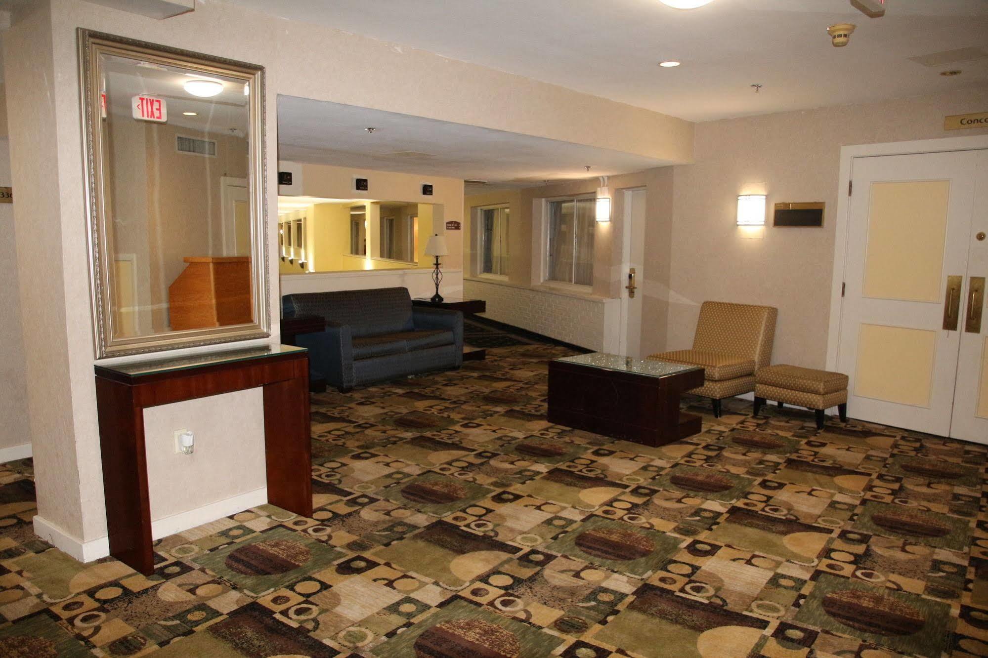 Plaza - Boston 3*